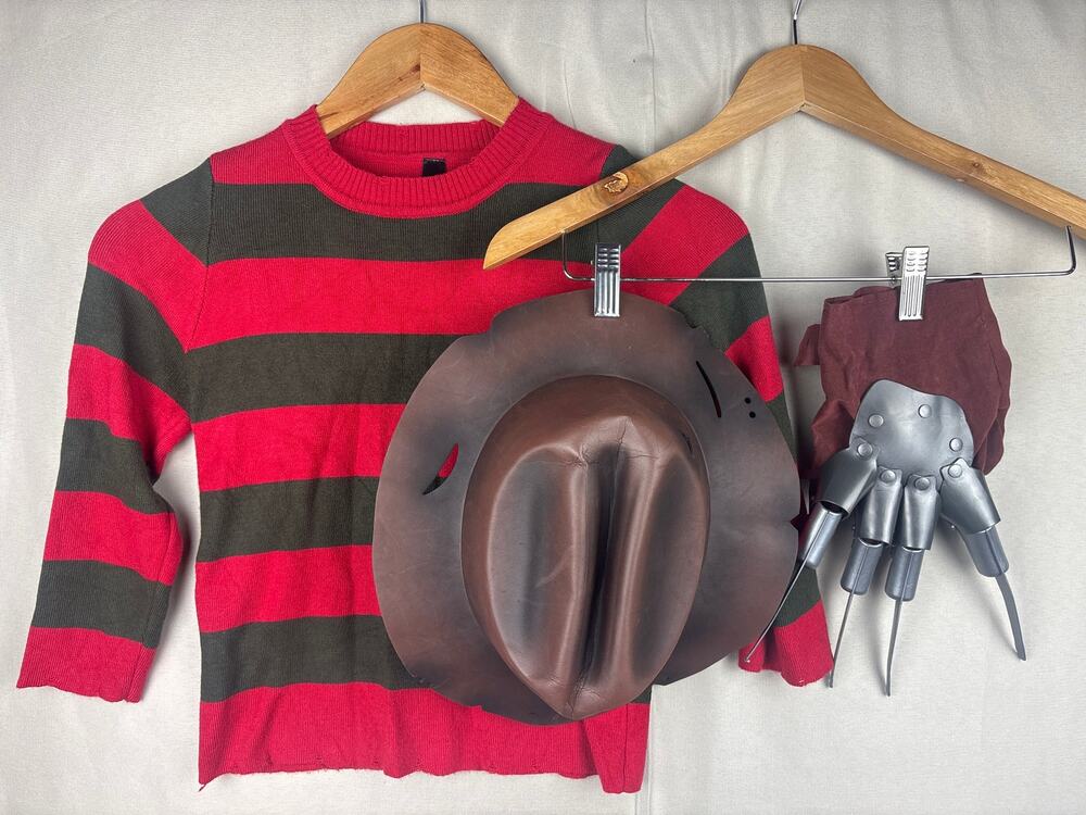Kids Freddy Krueger Halloween Costume Sz 7/8 Sweater/Hat/Glove Boys/Girls